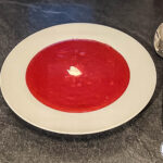 Rote-Beete-Suppe mit Meerrettich